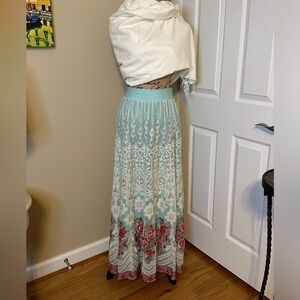 Soft Surroundings skirt maxi long Size S teal white red roses